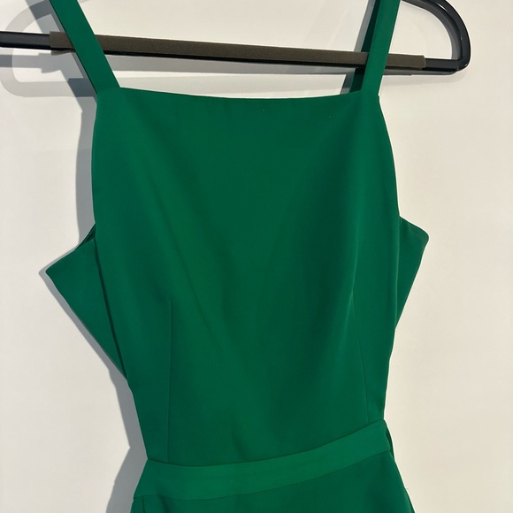 BCBGMAXAZRIA Brielle 🟢 Open-Back, Side-Pleated Dress - Picture 7 of 10